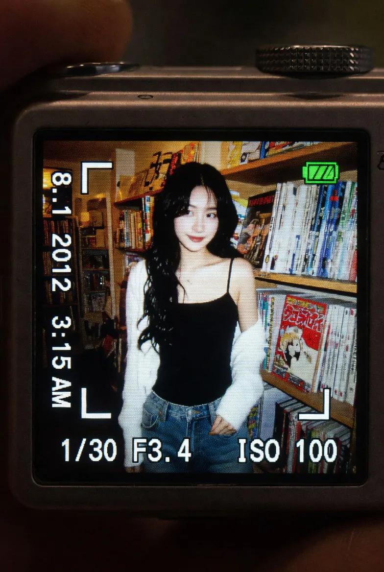 老式数码相机液晶屏 preview image 2