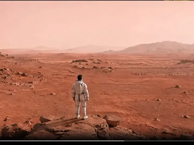 红色沙漠世界上的宇航员 preview image 1