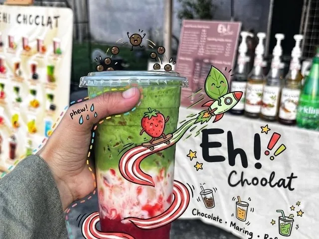 Doodled Strawberry Matcha Drink Photo preview image 1