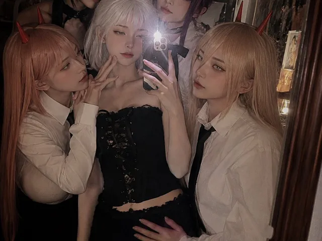Anime Cosplay Mirror Selfie preview image 1